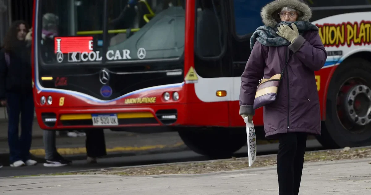 La Plata enfrenta un brusco descenso de temperaturas: mínimas de 2°C esta semana