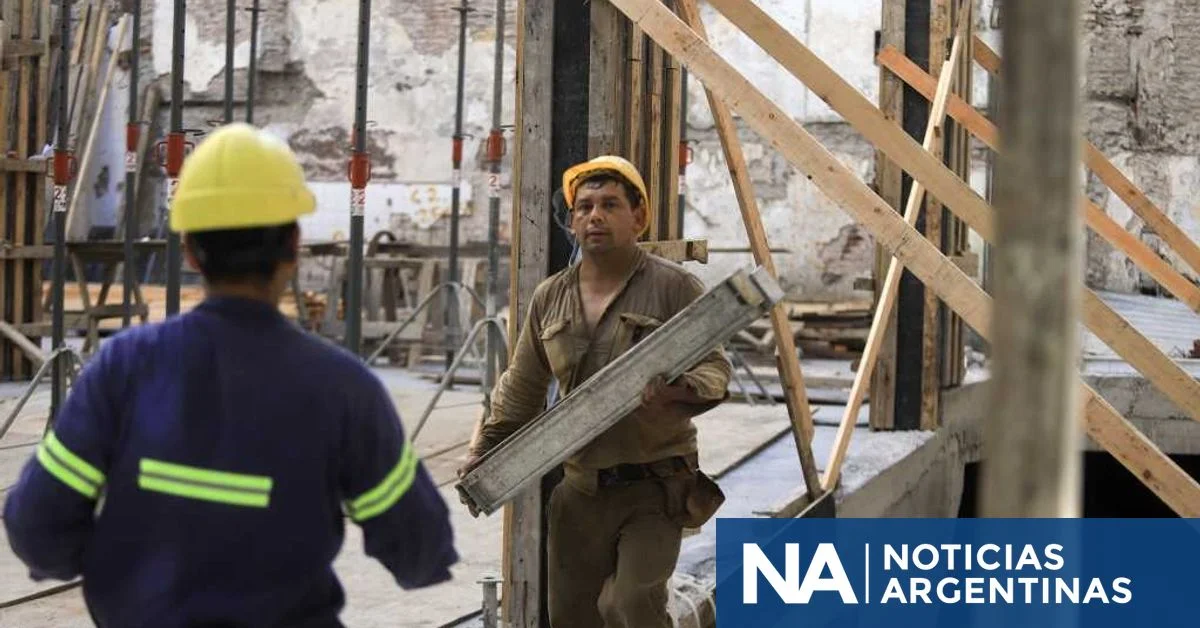 La Plata enfrenta una alarmante pérdida de 160 empleos diarios, según informe de la UBA