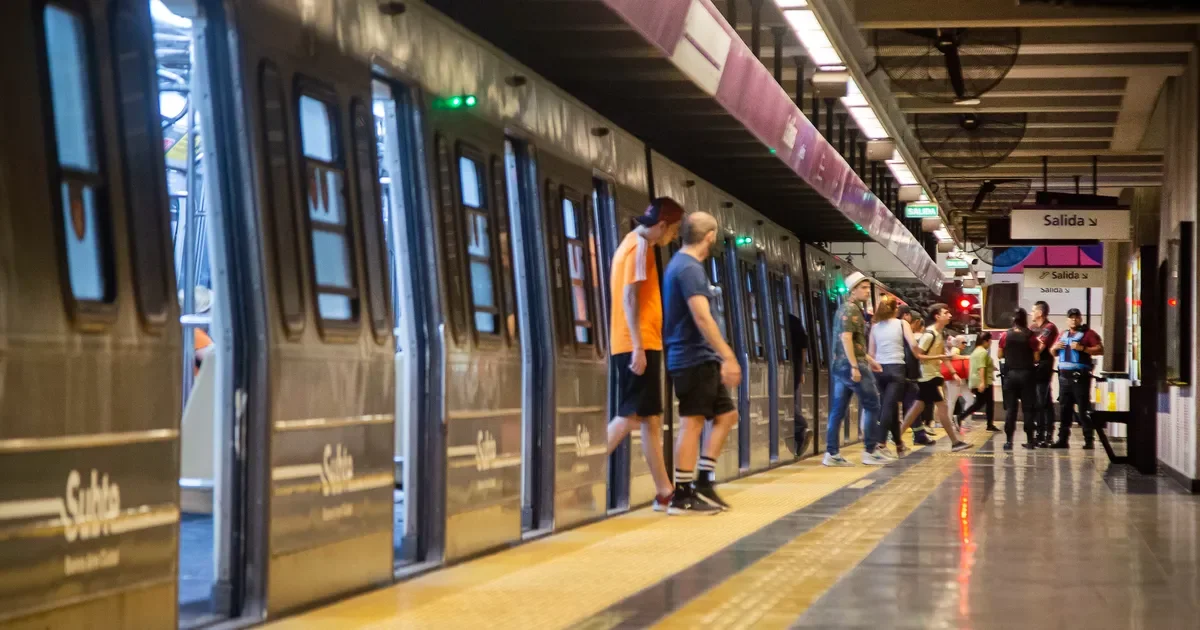 La Plata evalúa opciones de transporte: subte y teleférico en análisis técnico.