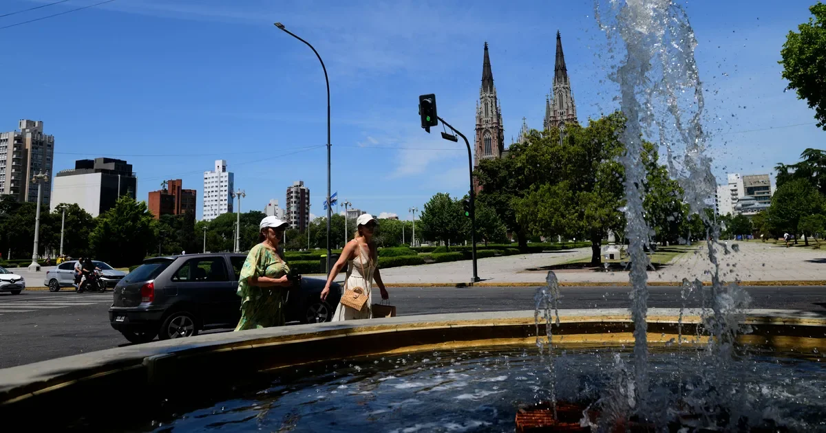 La Plata: jornada calurosa que podría concluir con tormentas y lluvias intensas
