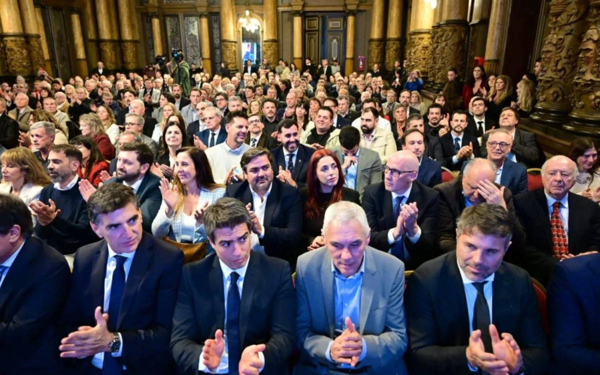 La Plata recibe a líderes de diversos sectores en un importante encuentro regional