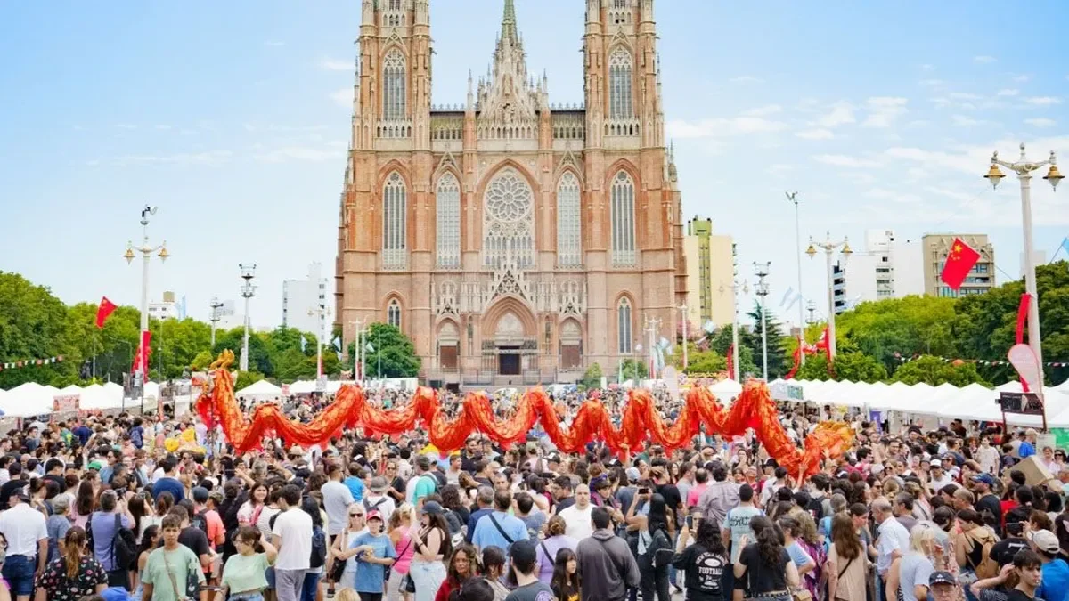La Plata se llena de color: inician festejos por el Año Nuevo Chino en el centro
