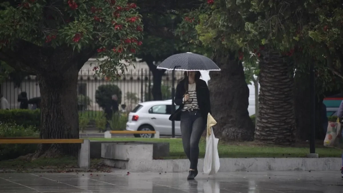 La Plata se prepara para un lunes de tormentas que podría afectar actividades al aire libre
