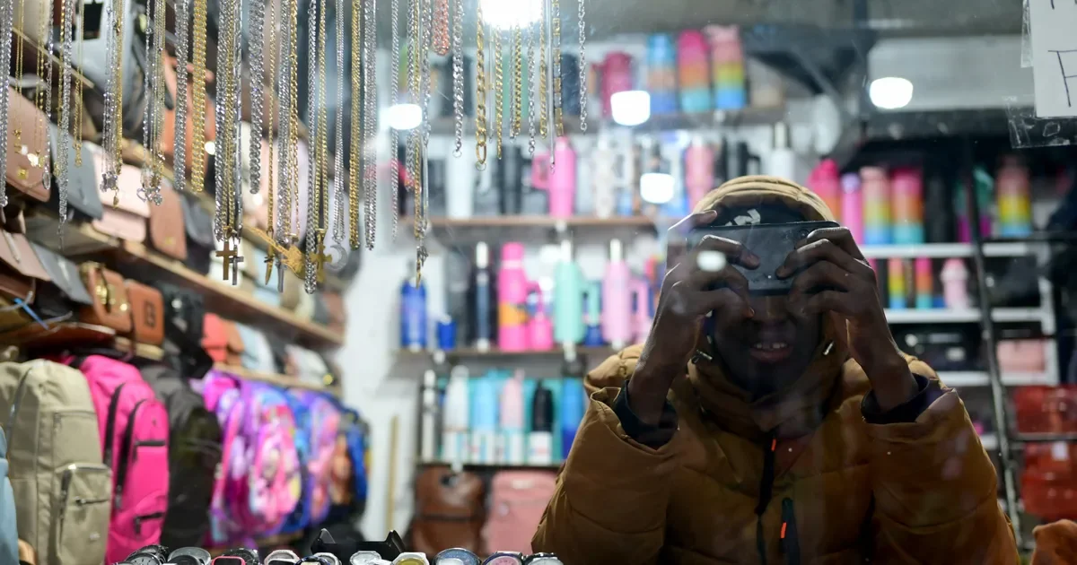 La Plata vibra con el debut de Senegal en el Mundial entre emociones y ventas callejeras