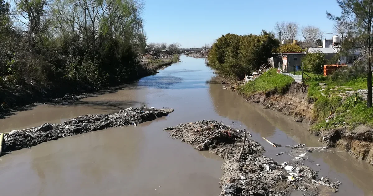 La Provincia lucha contra el embargo por contaminación del Río de la Plata afectando a Berisso y La Plata