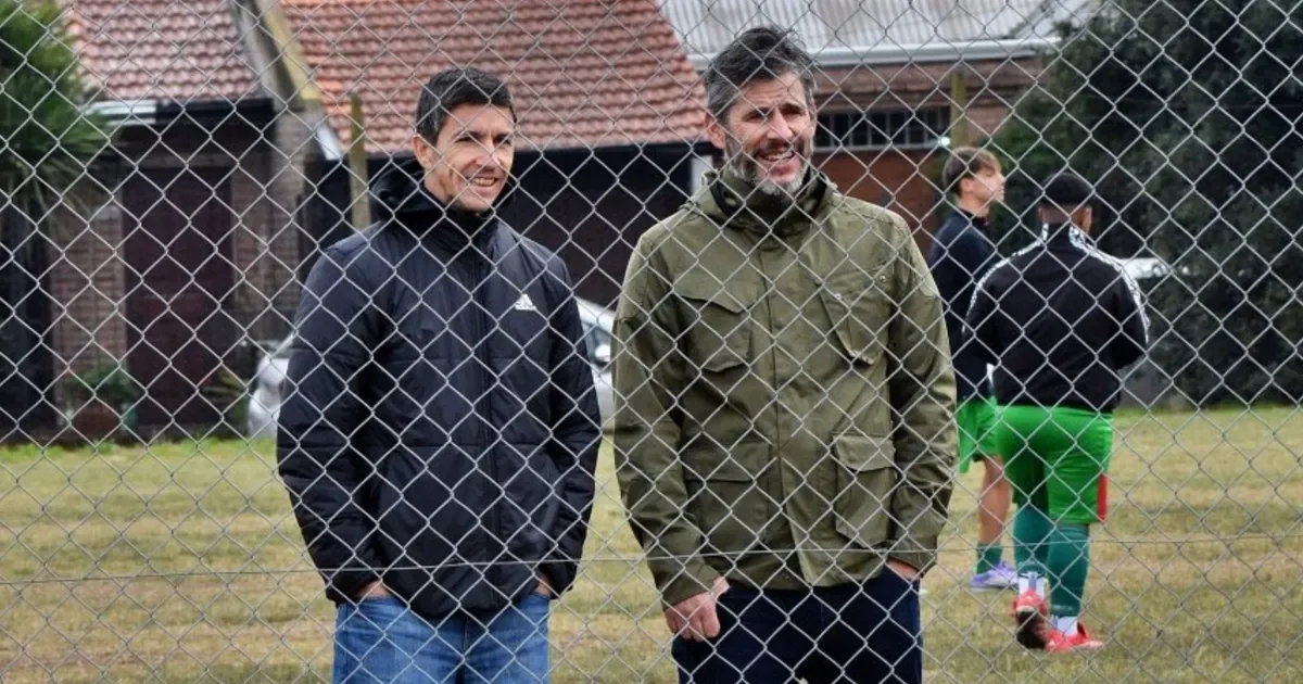 La relación entre Nacho Fernández y Ariel Pereyra se fortalece en una emotiva imagen