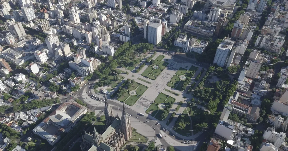 La remodelación de Plaza Moreno promete un nuevo espacio para la comunidad de La Plata