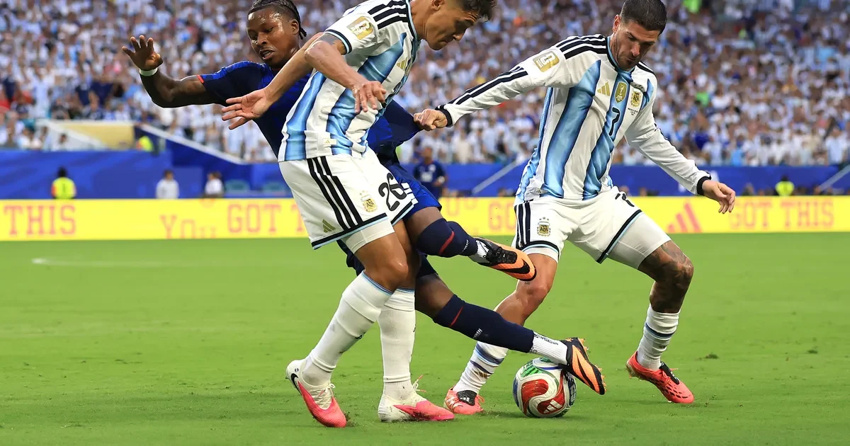 La Selección argentina no logra avanzar: empate 2 a 2 contra Cabo Verde en octavos