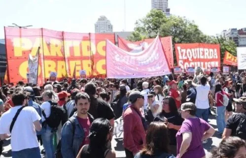 La UJS organiza charlas de Formación Política en Mercedes para jóvenes interesados