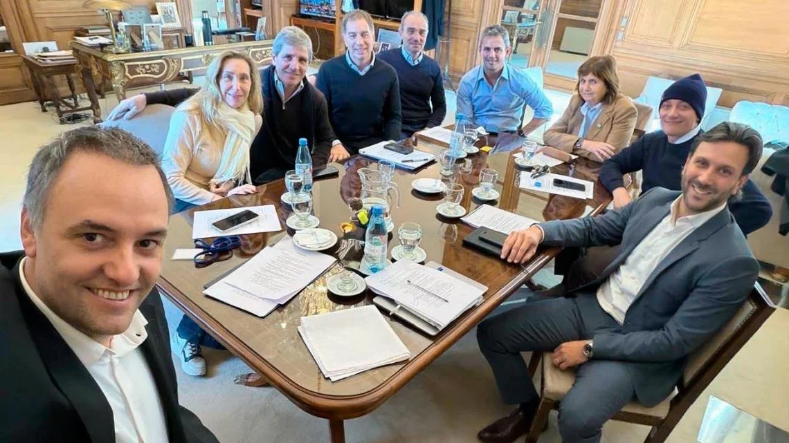 Las propuestas de la Mesa Política buscan una solución a la reforma electoral en La Plata