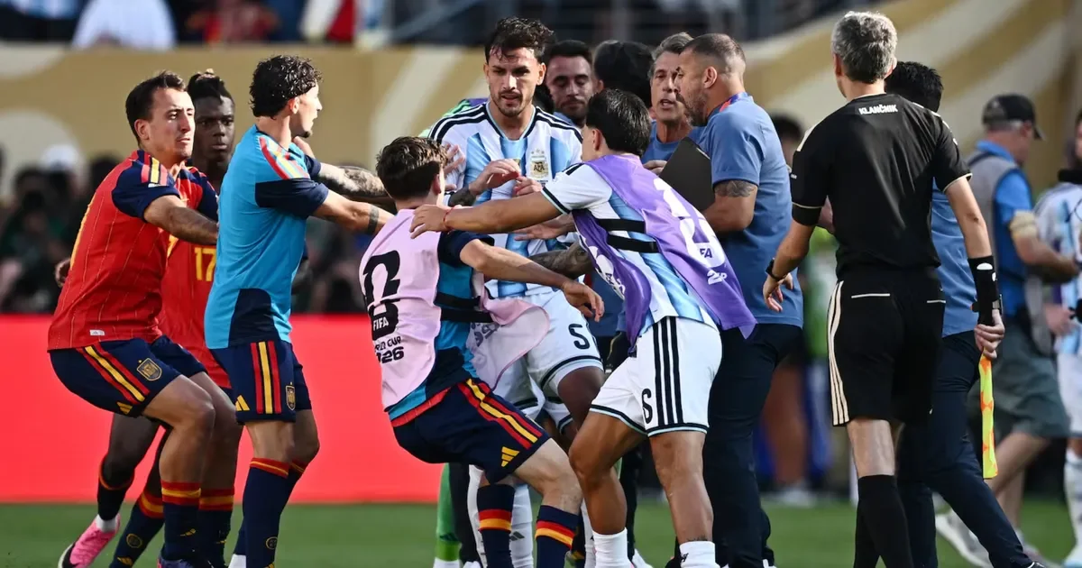 Leandro Paredes se enfrenta a un largo castigo: diez fechas sin jugar tras el Mundial 2026