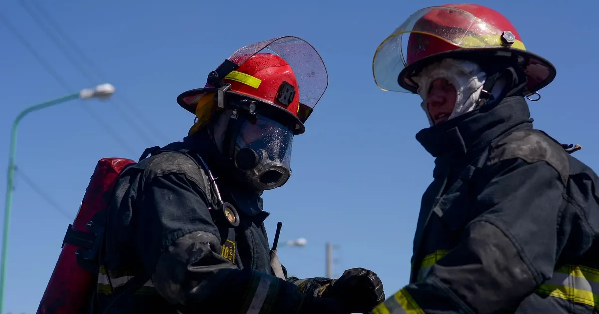 Los Hornos se queda sin comedor comunitario tras devastador incendio que afecta a una familia
