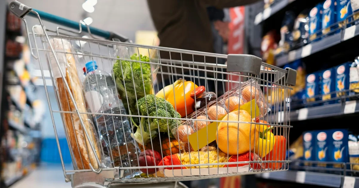 Los precios de alimentos en La Plata suben hasta un 138%: impacto en los hogares.