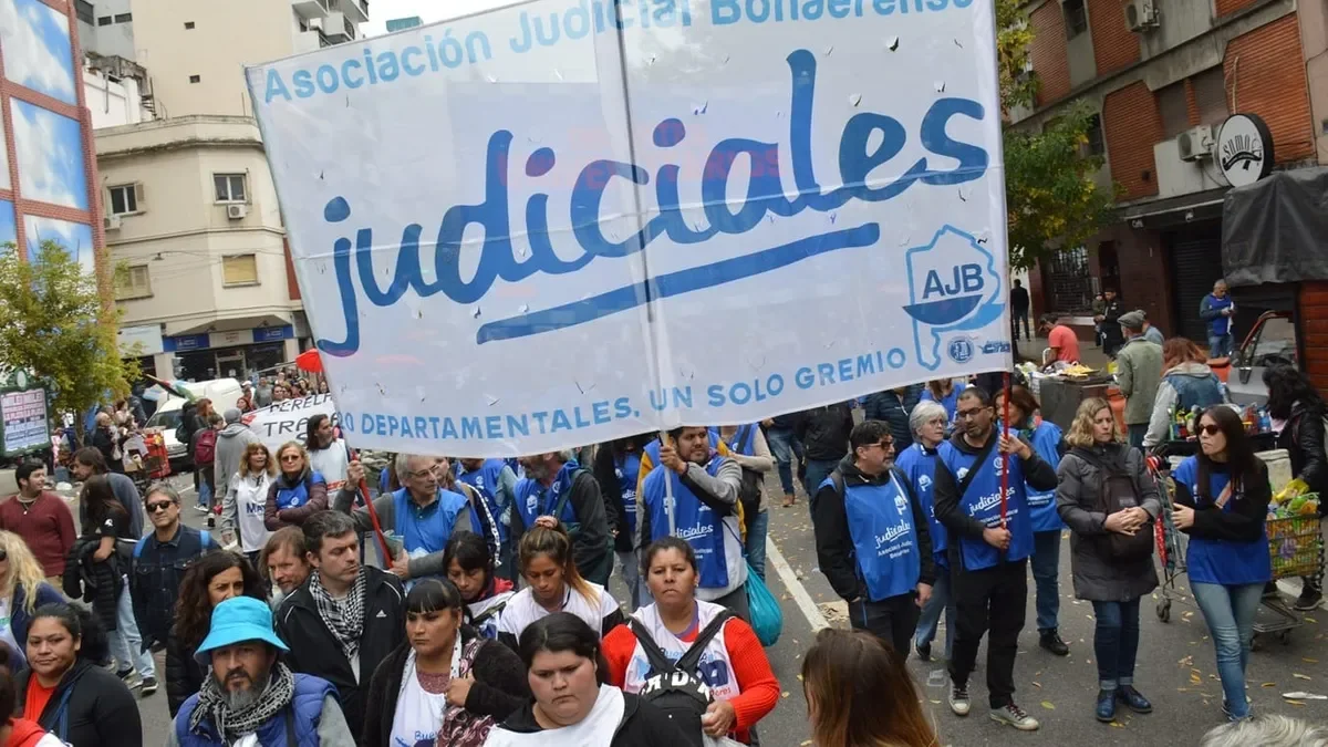 Los trabajadores de la AJB exigen reconocimiento tras críticas a la Suprema Corte