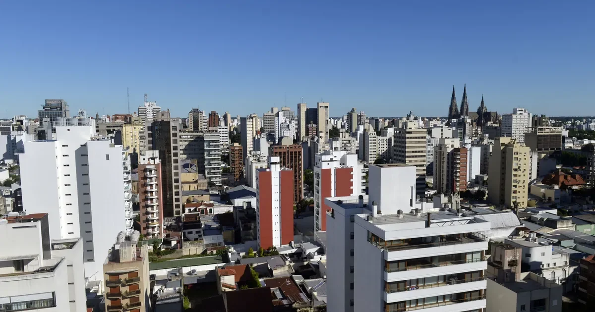 Los vecinos de La Plata enfrentan un nuevo golpe: expensas promedio superan los $110.000