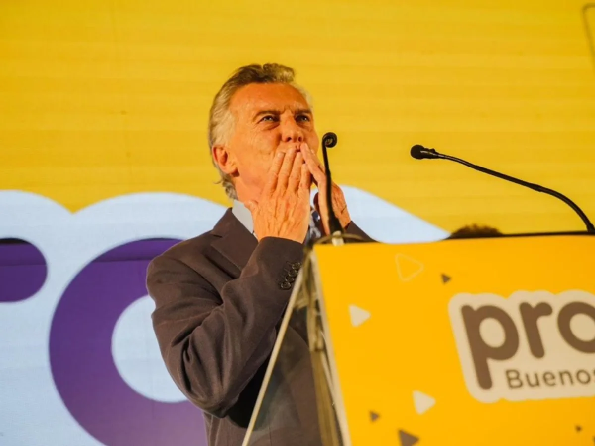 Macri advierte sobre el peligro del populismo en su regreso a la política desde Olivos