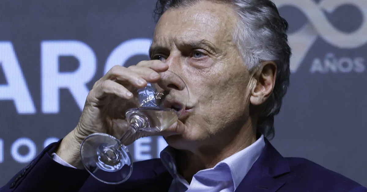 Macri busca confrontar a Milei mientras Jorge opta por la negociación en el PRO.