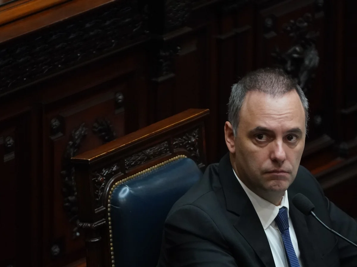 Manuel Adorni enfrentará el Senado el 2 de julio tras la presión de sus aliados políticos.