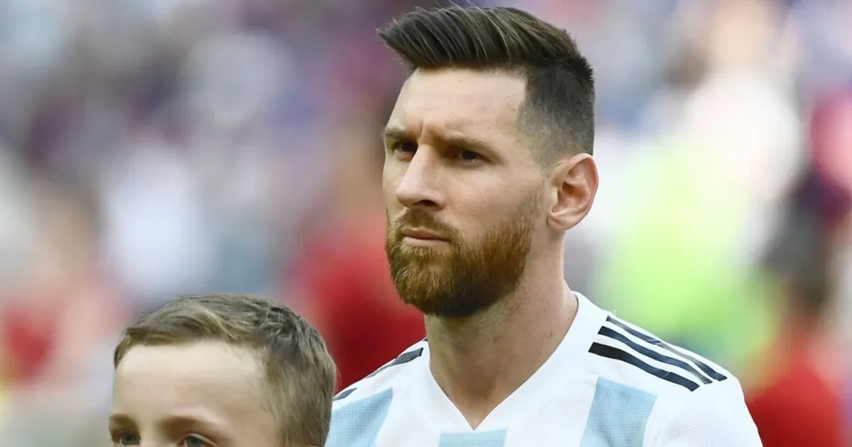Mariano Andújar revela los motivos detrás del silencio de Messi en el himno nacional