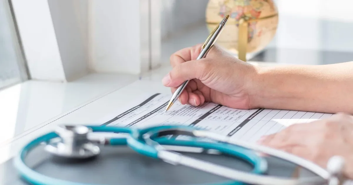 Médicos de la AMP advierten sobre posibles recortes en la cobertura de IOMA por deudas millonarias
