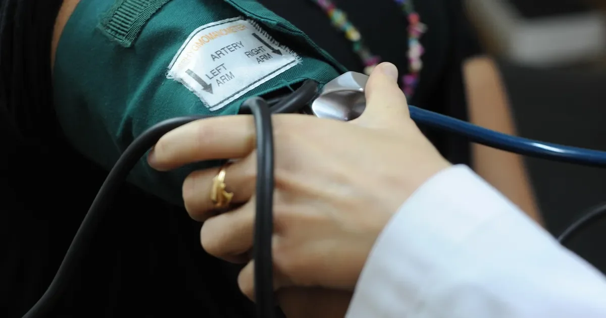 Médicos jubilados de Buenos Aires exigen mejoras salariales ante el aumento de costos de vida