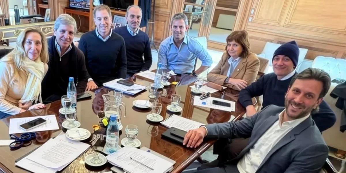 Milei en Tucumán: el impacto de su visita en la política regional y local