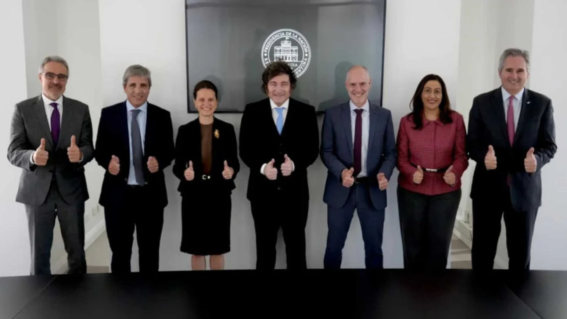 Milei se reúne con el Banco Mundial mientras se esperan inversiones que impactarán en la economía local