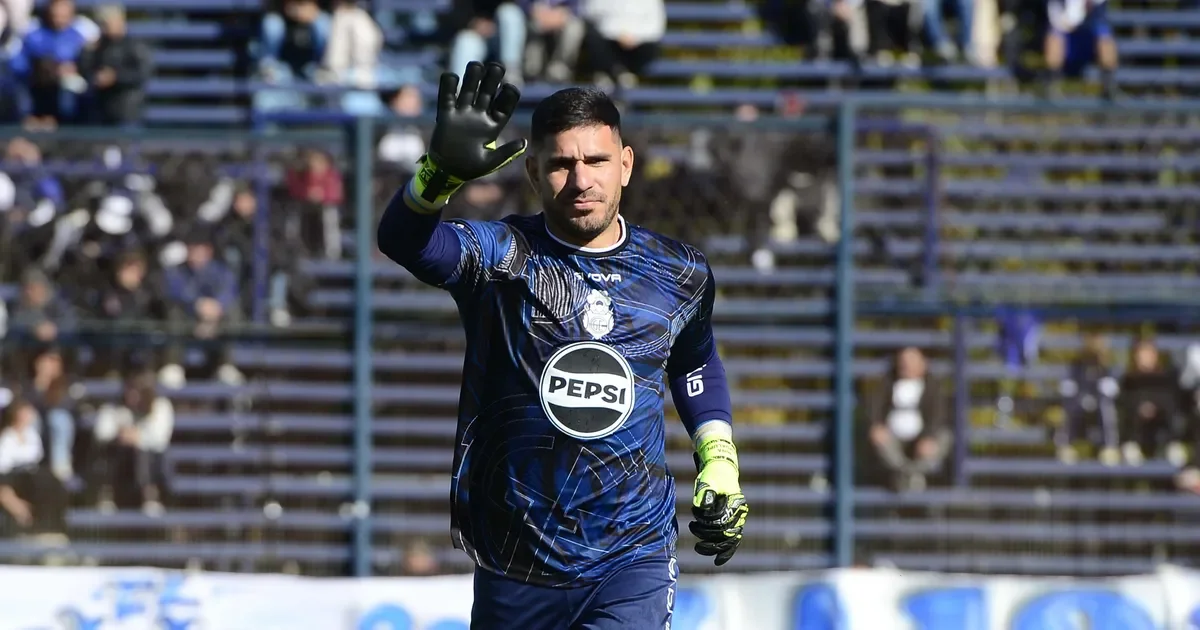Nelson Insfrán responde a críticas y asegura el arco de Gimnasia en un nuevo contrato