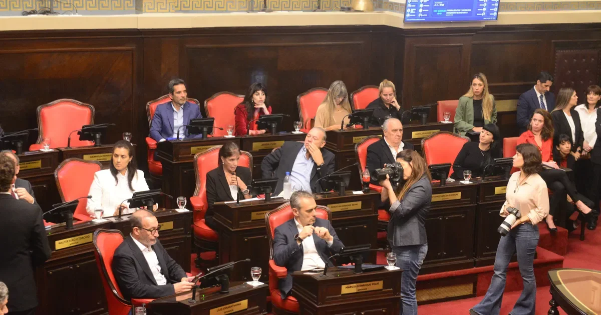 Nuevo bloque opositor en el Senado bonaerense: un platense al frente de la lucha política