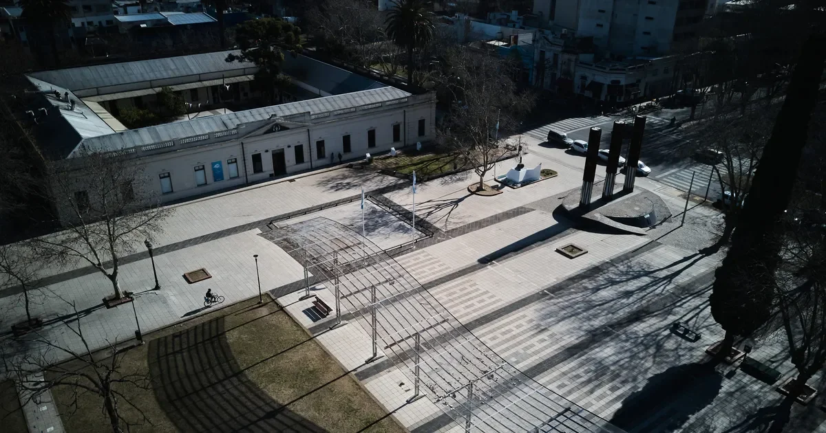 Plaza Malvinas en La Plata: fonoaudiólogos advierten sobre ruidos perjudiciales para la salud