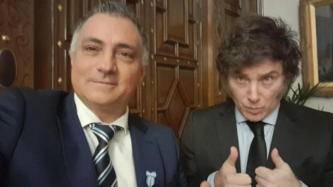 Propuesta de La Libertad Avanza permitiría a jóvenes de 18 ser concejales en La Plata