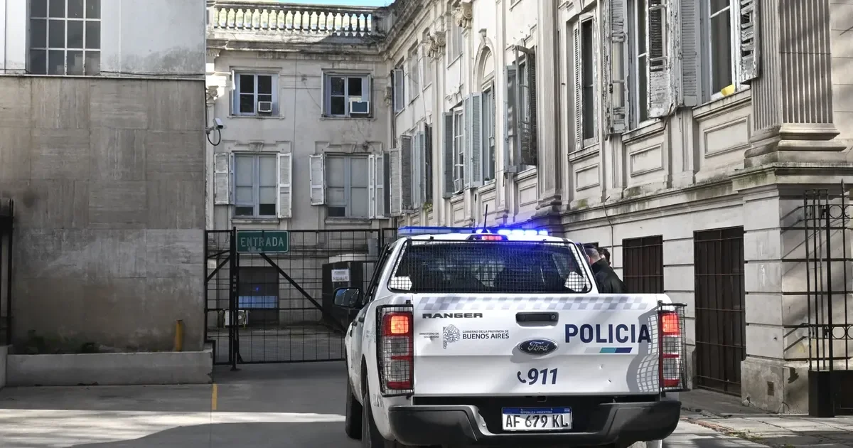 Quince penitenciarios de Magdalena enfrentan cargos por torturas, catorce callan en juicio