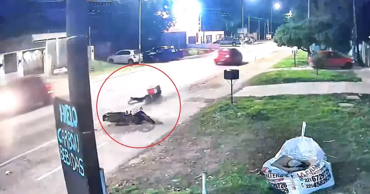 Repartidor atropellado en La Plata: buscan al conductor que huyó del lugar