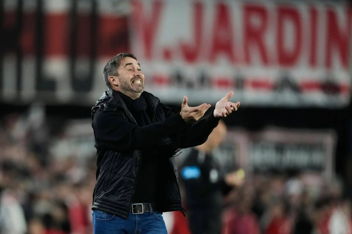 River Plate enfrenta incertidumbre tras la renuncia de Coudet: ¿quién será su reemplazo?
