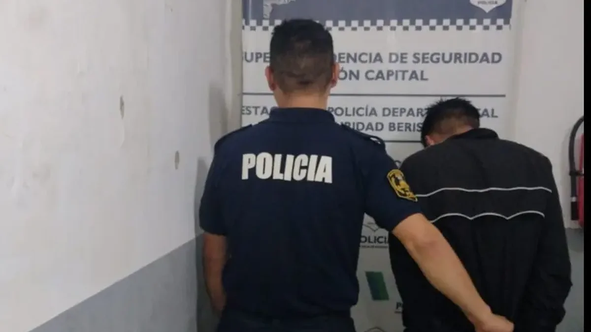 Roban calefón en Berisso: delincuente detenido tras ser perseguido por la policía