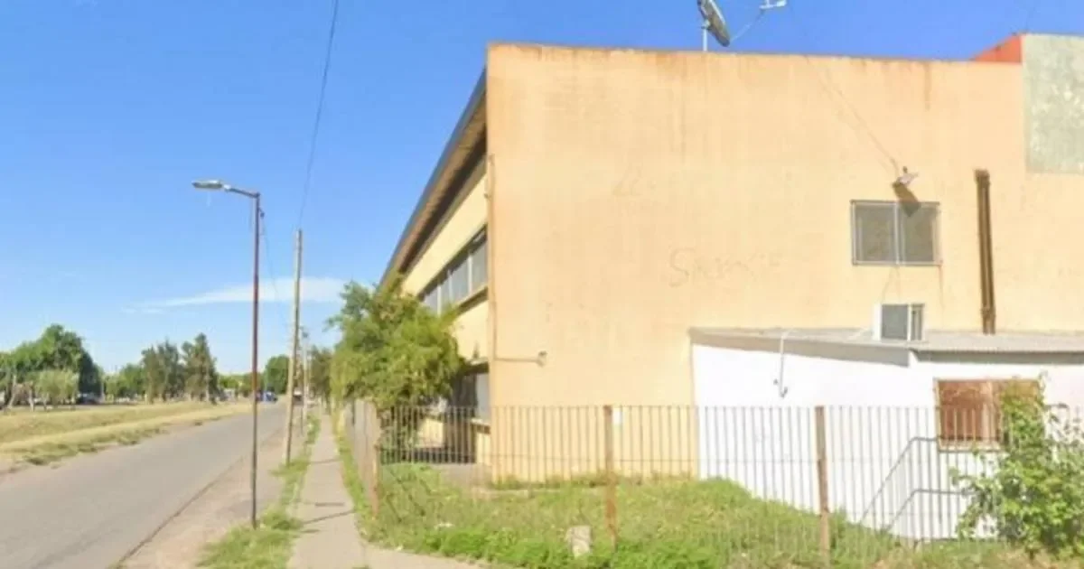 Roban equipos en la escuela de Abasto: vecinos temen por la seguridad del barrio