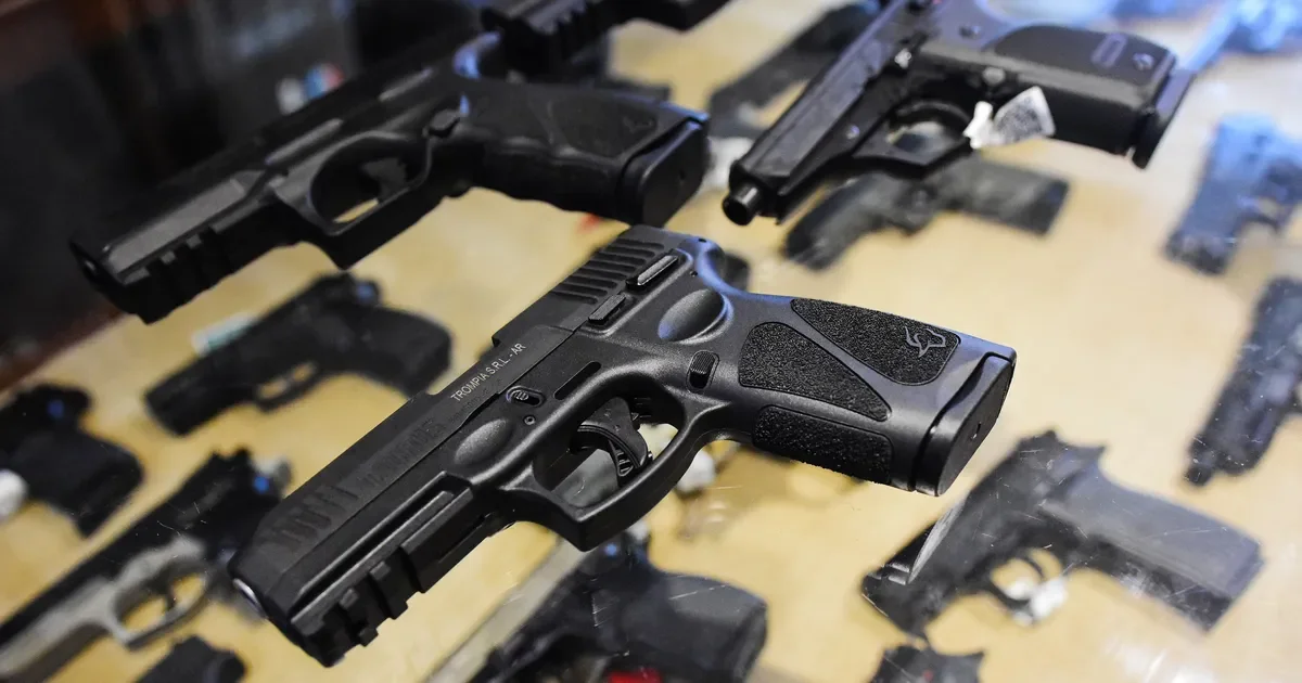 Robo en armería de La Plata: huellas de sangre podrían identificar a los delincuentes