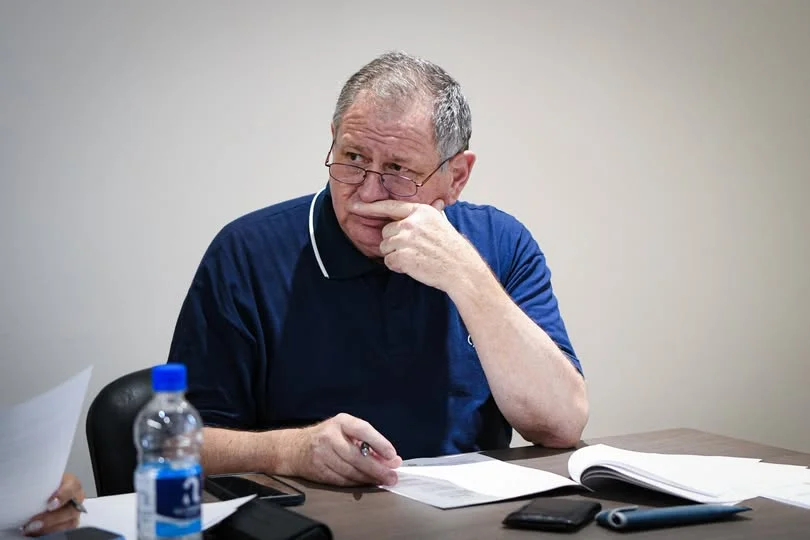 Rogel critica el dominio estadounidense en América durante su discurso en La Plata