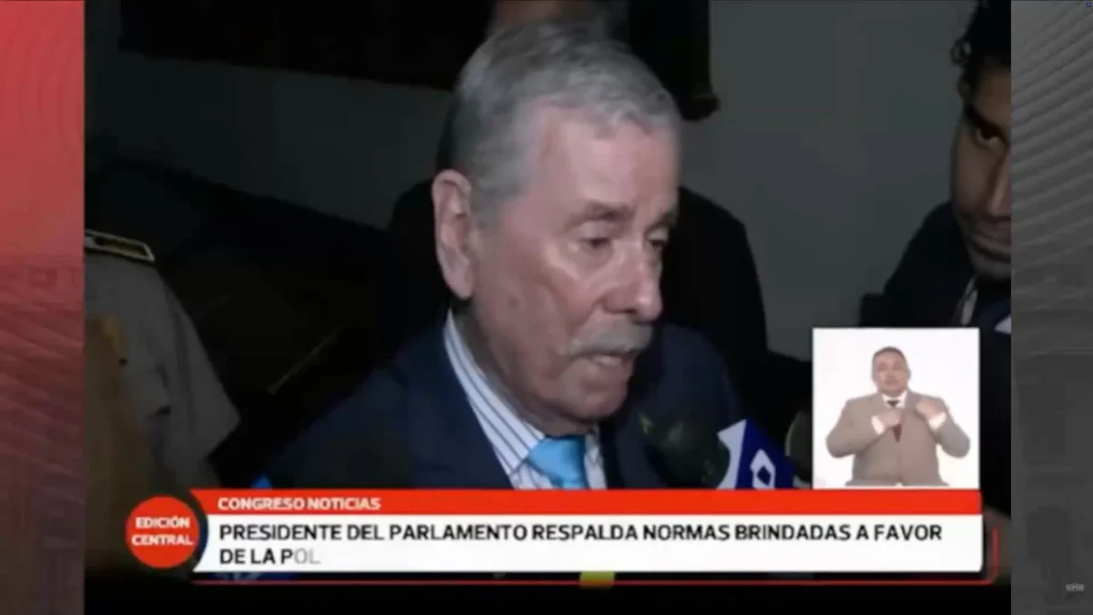 Rospigliosi argumenta a favor de leyes polémicas en el Congreso, generando controversia en La Plata