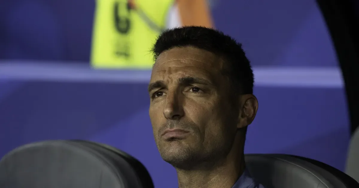 Scaloni celebra su centésimo partido al mando de Argentina tras triunfo ante Cabo Verde