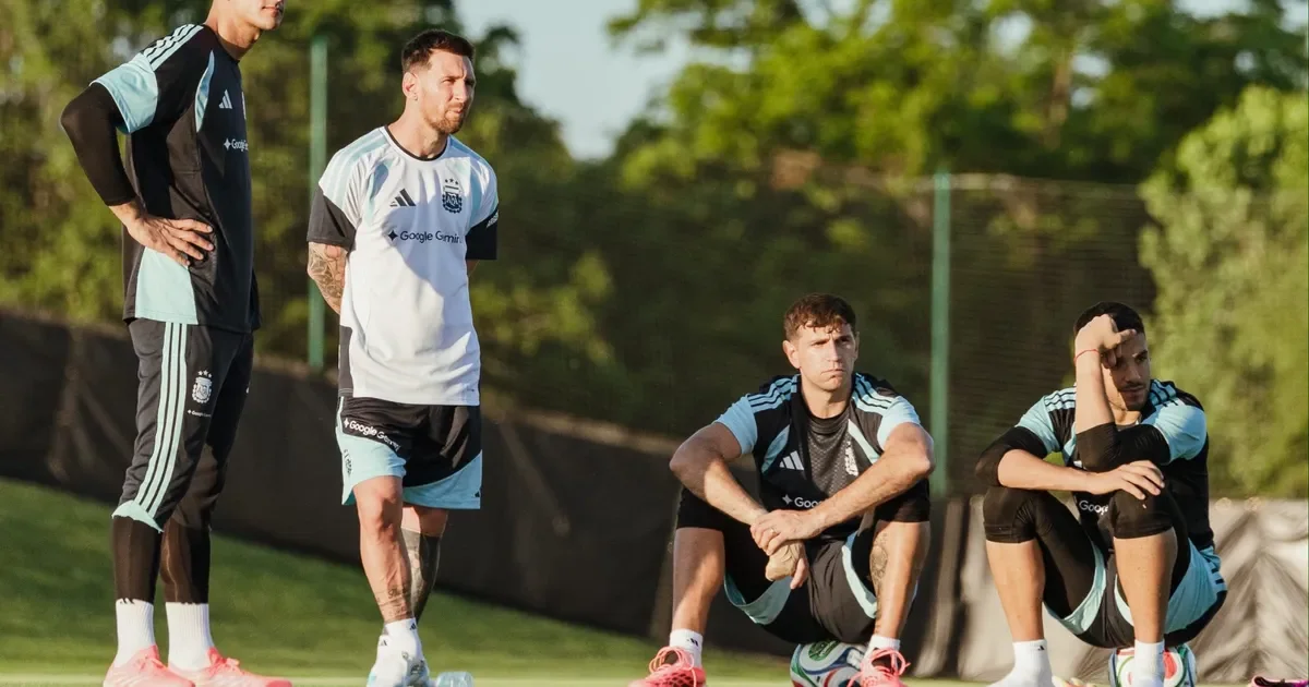 Scaloni ensaya el equipo sin Messi ni Dibu: ¿quién ocupará sus lugares?