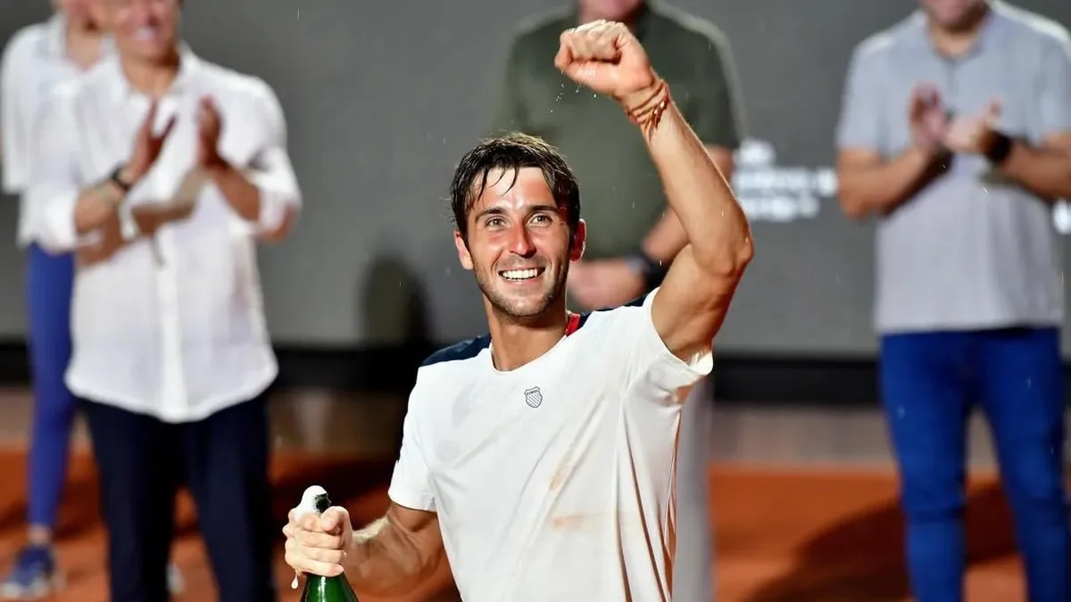 Tomás Etcheverry recibe elogios internacionales tras conquistar su primer título en La Plata