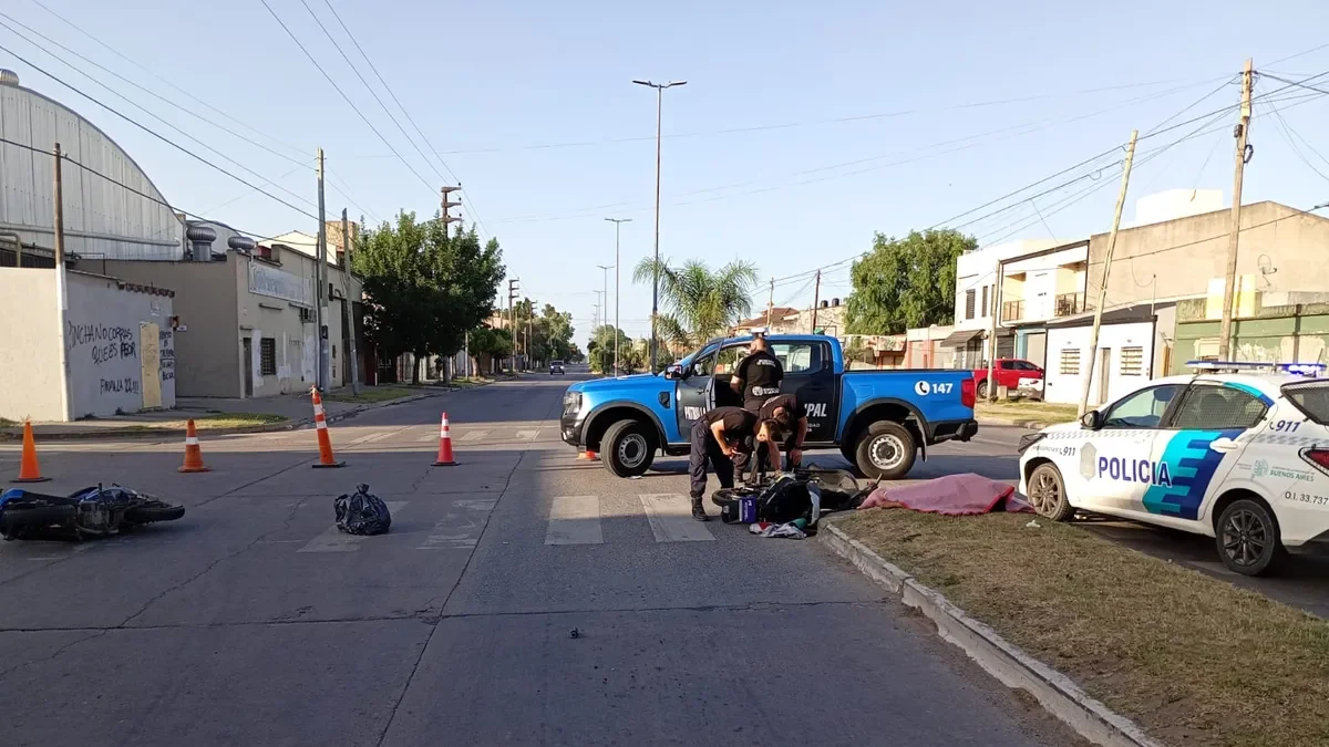 Tragedia en Abasto: un motociclista fallece tras violento accidente vial