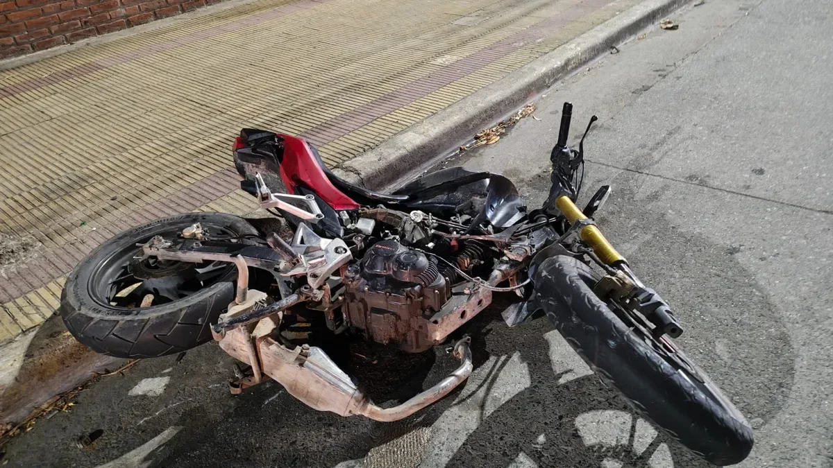 Tragedia en City Bell: motociclista fallece en accidente y genera conmoción en la comunidad