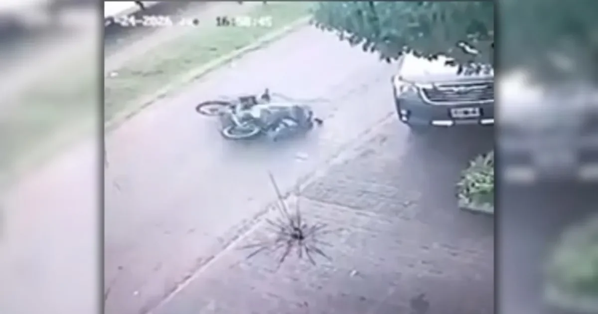 Un insólito choque en La Plata desata una pelea vecinal y deja a un joven en terapia intensiva