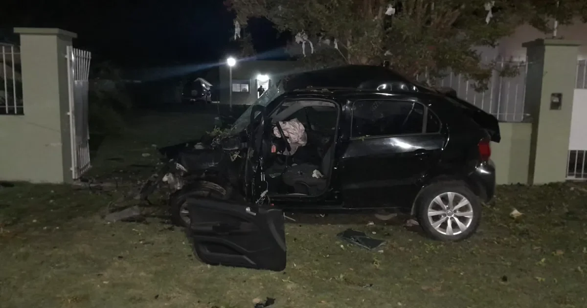 Un joven de 26 años pierde la vida en un trágico accidente en Berisso