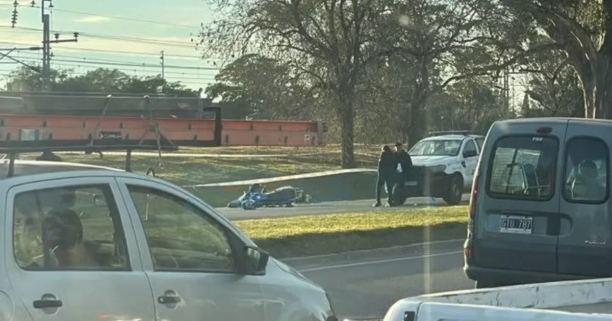 Un ladrón muerto tras intento de robo a un policía en Camino Centenario