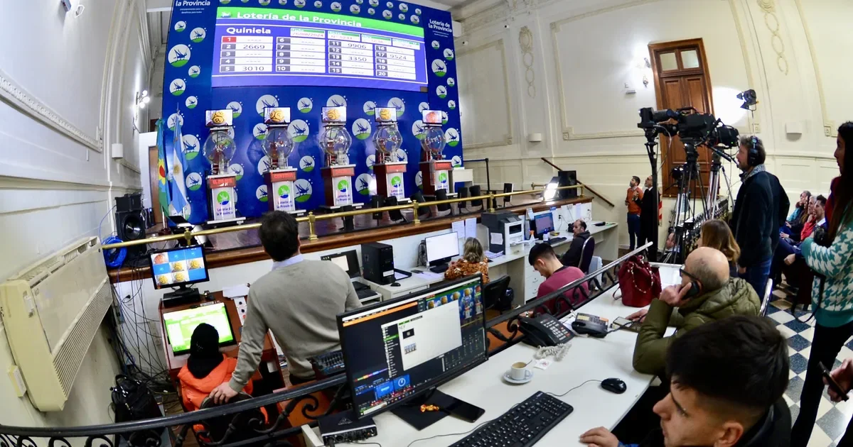 Vecino de Los Hornos se convierte en millonario tras ganar la Quiniela Plus en La Plata