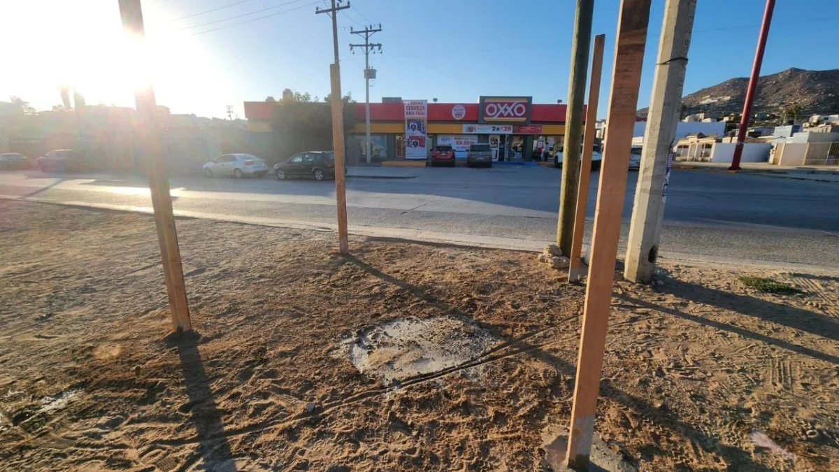 Vecinos de Ensenada reclaman por la ocupación del espacio público en el deportivo Siglo XXI