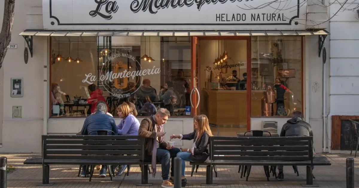 Vecinos de Ensenada se quedan sin helados: La Mantequería detiene producción temporalmente